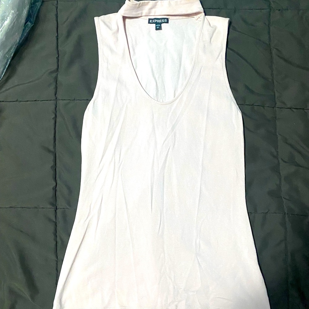 Light pink tank top